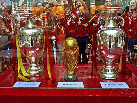 triplete espana copas mundo eurocopa europa